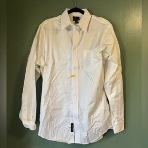 Dress shirt - dry clean tag still on!